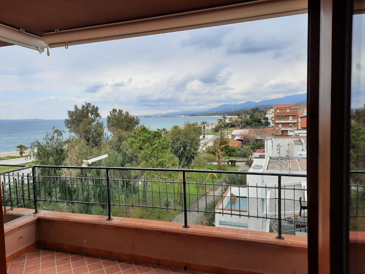 Golfo Di Tindari Apartments Falcone Buitenkant foto