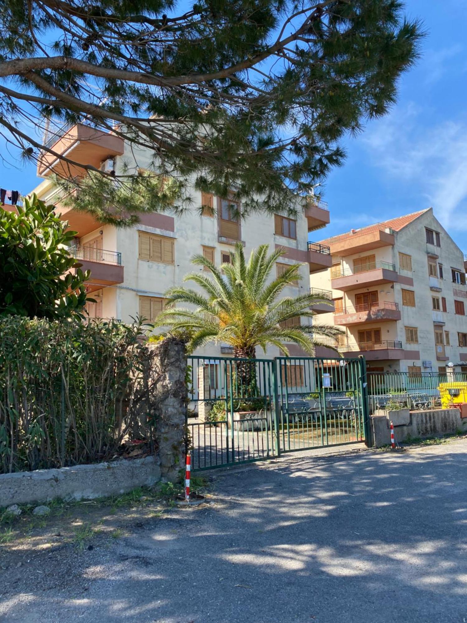 Golfo Di Tindari Apartments Falcone Buitenkant foto