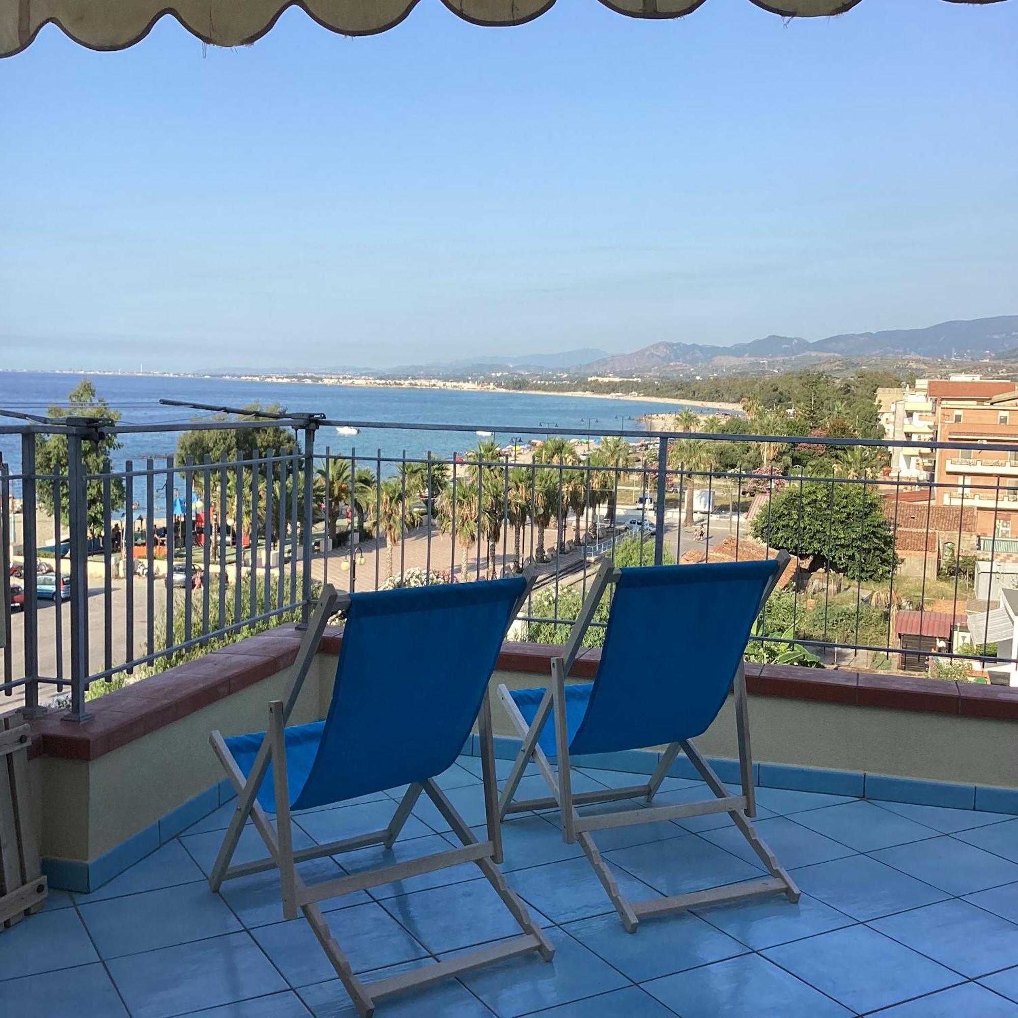 Golfo Di Tindari Apartments Falcone Buitenkant foto