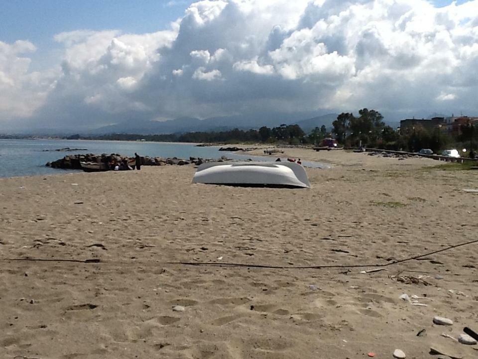 Golfo Di Tindari Apartments Falcone Buitenkant foto