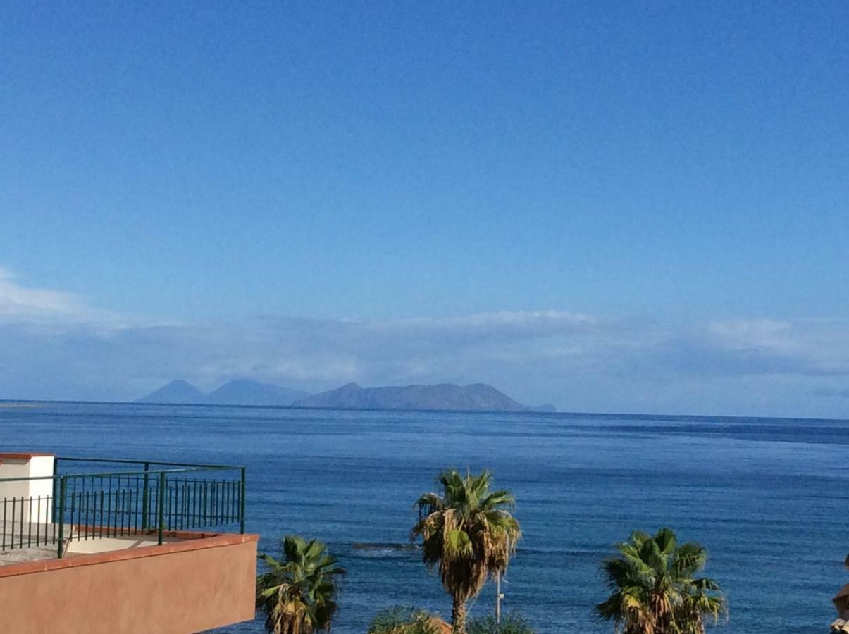 Golfo Di Tindari Apartments Falcone Kamer foto