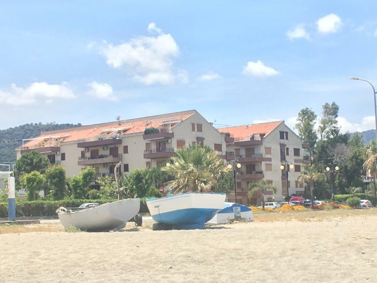Golfo Di Tindari Apartments Falcone Buitenkant foto