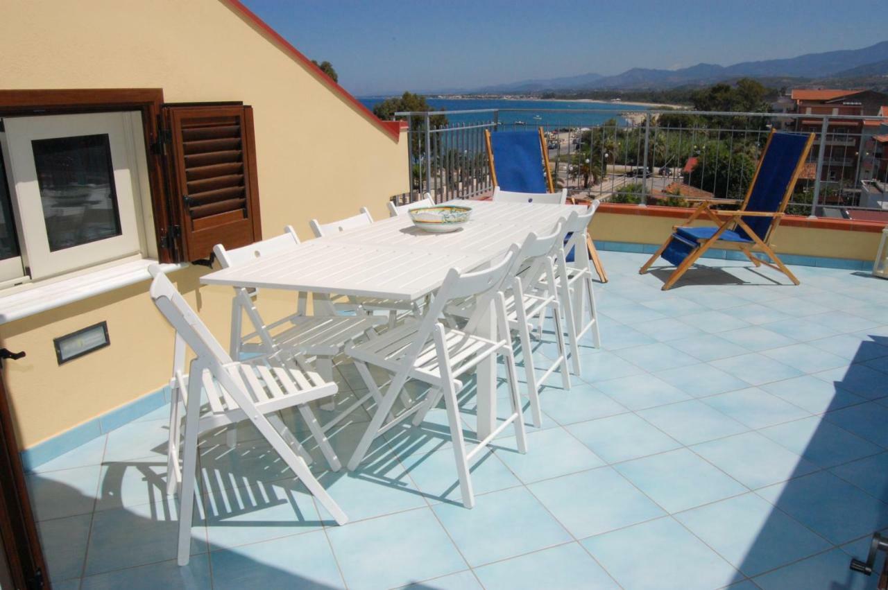 Golfo Di Tindari Apartments Falcone Buitenkant foto
